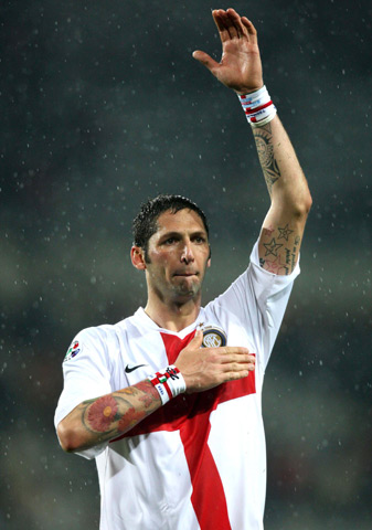 贾马尔·穆雷表现抢眼，半节时间独取10分（贾马尔·穆雷火力全开，半节轰下10分）