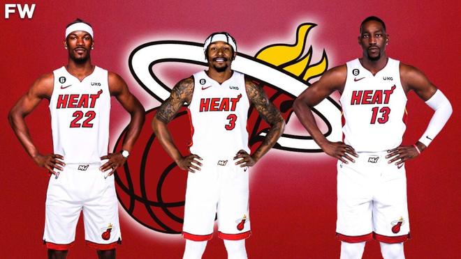 你认同吗？孔蒂说法鹰防守好，目前其欧冠失球第三多、德甲失球第二多（孔蒂称“鹰”防守出色？数据却显示：欧冠丢球第3、德甲第2）