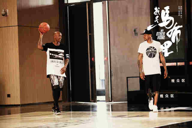 邵佳一将放弃绝大多数30岁以上老将：超10名国脚面临选择！（邵佳一或大幅弃用30岁以上老将，十余名国脚将面临去留抉择）