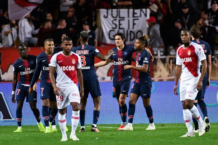 媒体人：防守强悍必然伴随各种小动作 王朝球队都有几个练家子（媒体人：强硬防守常伴小动作，王朝球队少不了几位硬汉）