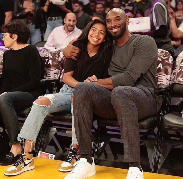 申花客战津门虎：双方均四外援出战，李可首发，阿代米替补（申花做客对阵津门虎：两队皆四外援登场，李可首发，阿代米替补）