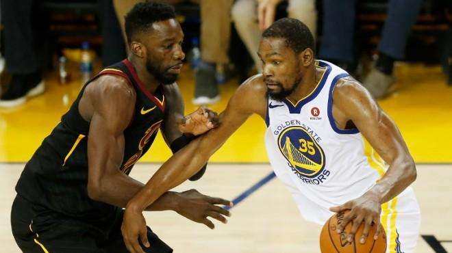 篮球火箭赛季进攻端表现回暖（火箭队本赛季进攻火力回升）