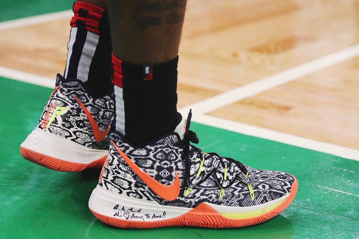 排除伤病！天空：弗拉霍维奇内收肌轻度疲劳，有望出战佛罗伦萨（无大碍！天空：弗拉霍维奇内收肌轻微疲劳，预计可战佛罗伦萨）