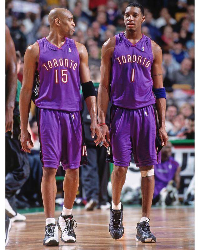 邮报：布莱顿有意租借贡萨洛，但皇马需评估队内前锋的情况（邮报：布莱顿寻租贡萨洛，皇马需先评估锋线储备）